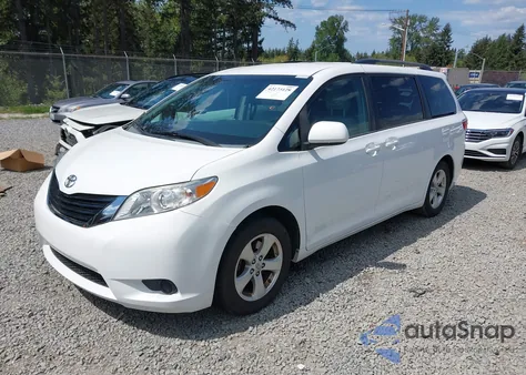 2015 Toyota Sienna Le 8 Passenger from USA, damaged, VIN 5TDKK3DC5FS636766